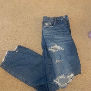 American Eagle ripped mom jeans